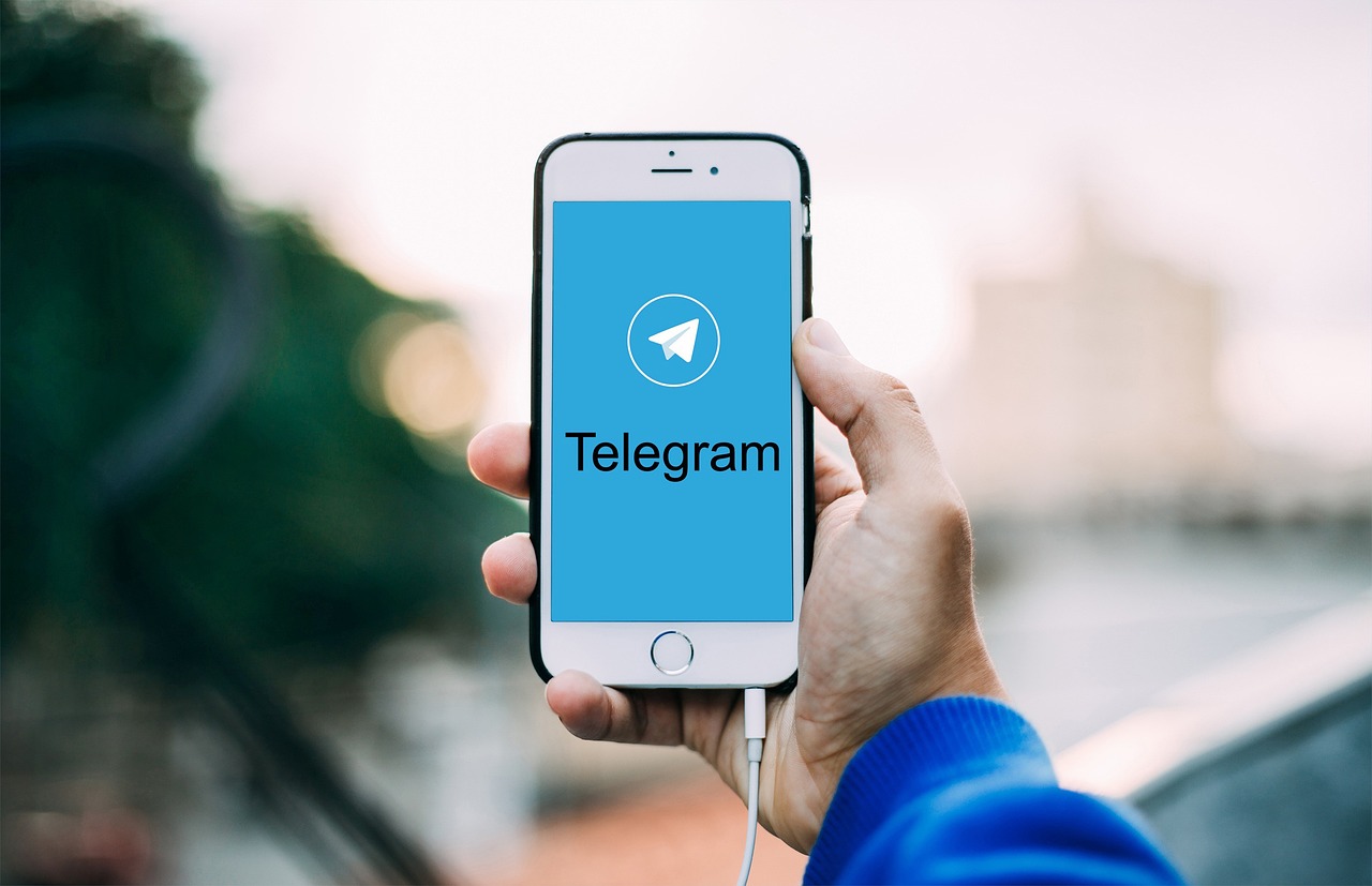 Aplikácia na chat Telegram. Aplikácia na chatovanie